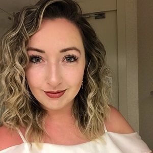 Meet your Posher, Krystal